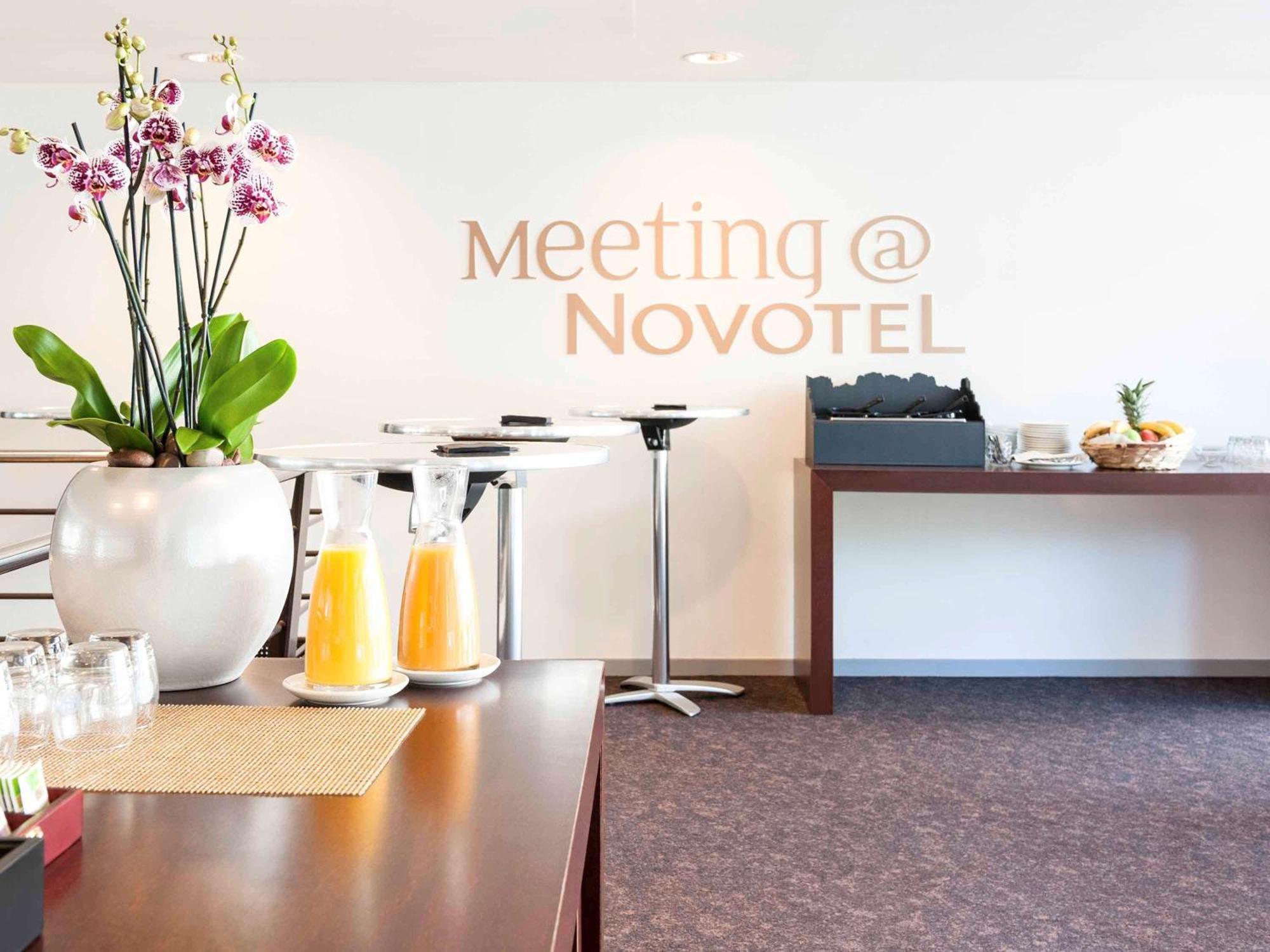 Novotel Luxembourg Centre Exterior foto